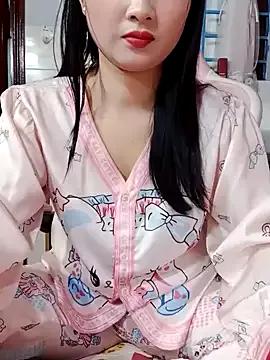 leotina on StripChat 