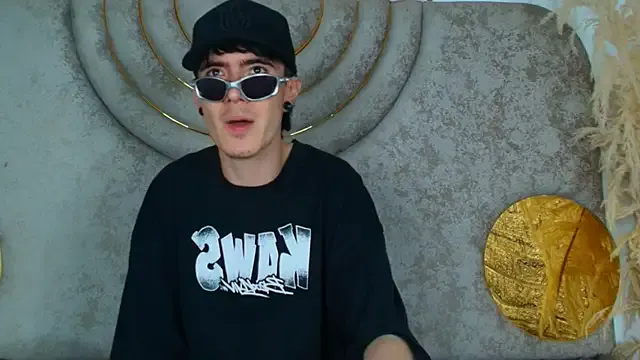 Lio_____ — SHOW CUM