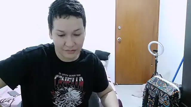 luxandracon23 — Freechat on StripChat