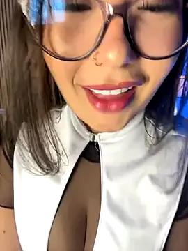 Watch 23 years old LylaLee111 from StripChat LylaLee111 from StripChat