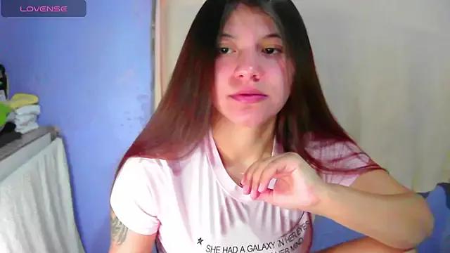 Discover Lynieh-, she wants to masturbate for you lynieh- from StripChat