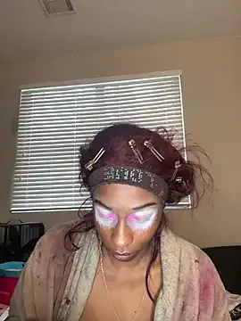 MadameMuse on StripChat