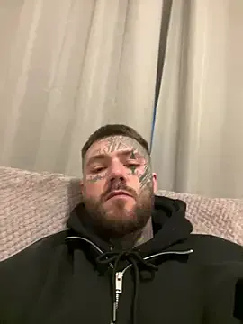 StripChat magicmichaell is Freechat magicmichaell — Stand naked and play