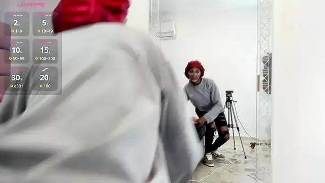 Watch StripChat's MarianRosse MarianRosse from StripChat