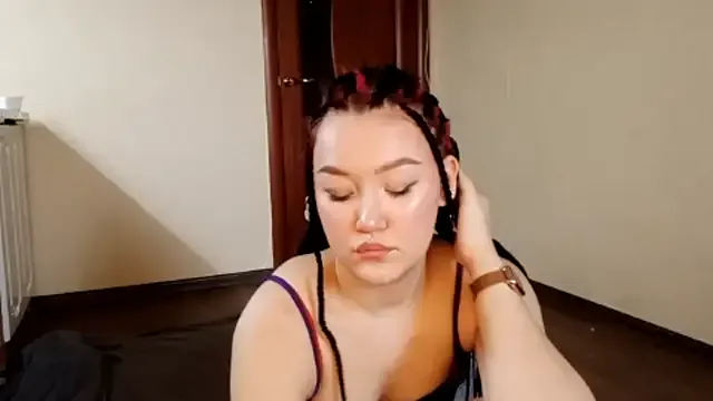 StripChat MarylinAmell is Freechat MarylinAmell — Lower my shorts Show a basic belly roll