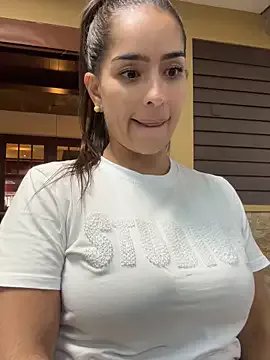 Mau_White from StripChat