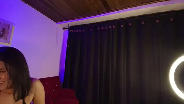 MavisLaferte from StripChat
