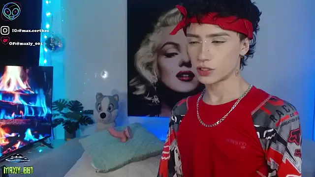 StripChat maxiy_001 is Freechat maxiy_001 — show cum