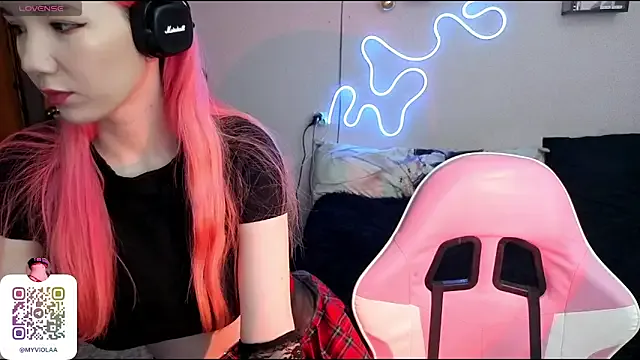 Maya_Viola — oil show