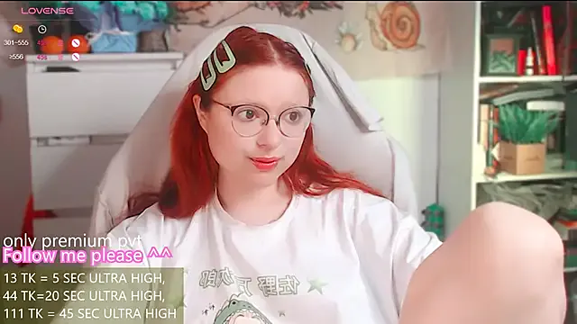 me__hanna — shake of my boobs