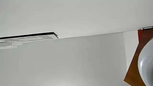 Mialenox from StripChat