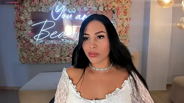 MiaRoberts1 — Spread Ass