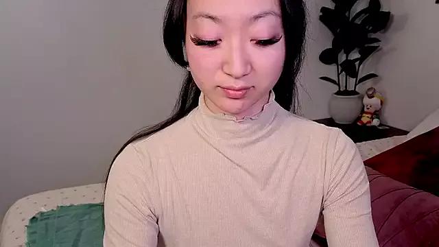 Checkout MySweetSofie, she wants to masturbate for you MySweetSofie from StripChat