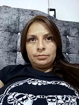 Explore StripChat's Nahomysaints nahomysaints from StripChat