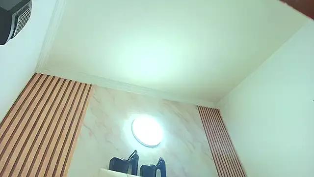 Naked Naughty_Kittenm wants you to fuck her body now Naughty_Kittenm from StripChat