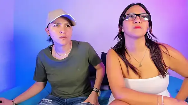 nicocoox — show oily ass