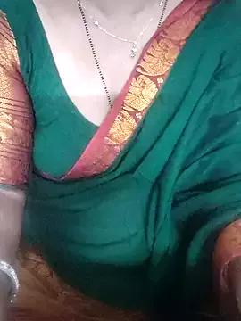 Discover Pallavi0001, she wants to masturbate for you pallavi0001 from StripChat