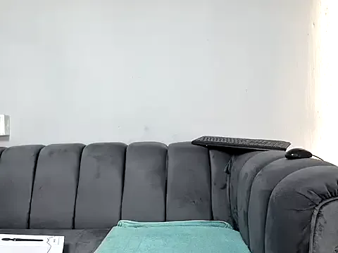Pearl_00 — last tipper get 5 minutes domi control