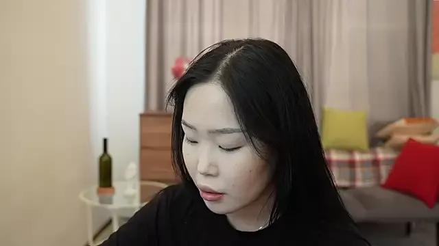 PeonyyKittyy from StripChat