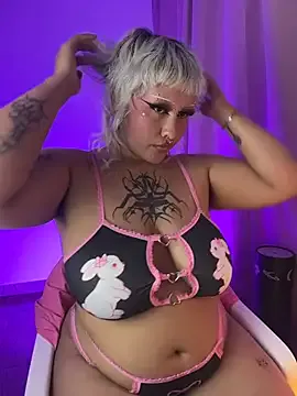 pinkbaddie777 — Freechat on StripChat