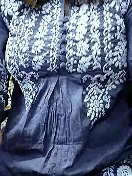 QueenHaryanaa from StripChat