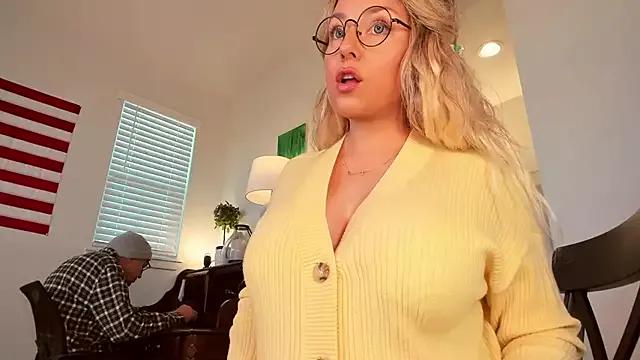 realtoxxxxmaria from StripChat