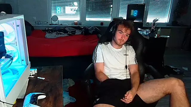 Rudi2007Eye — cum show