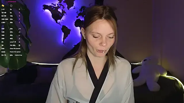 StripChat Sam_Klaus is Freechat Sam_Klaus — doggy in panties + zoom 5 min