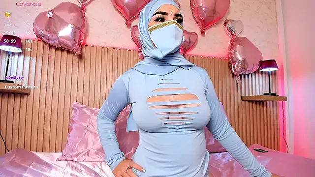 StripChat saori_issawi is Freechat saori_issawi — Wiggle my booty