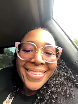 Masturbate to hot performer SHAILABROWN SHAILABROWN from StripChat