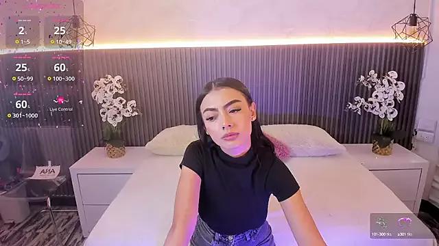 SHANONCLARK on StripChat 