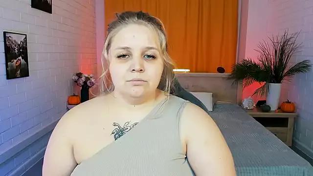 SladaDell from StripChat