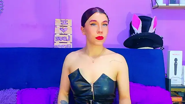 Sofibrandford — deepthroat messy + fingers in pussy
