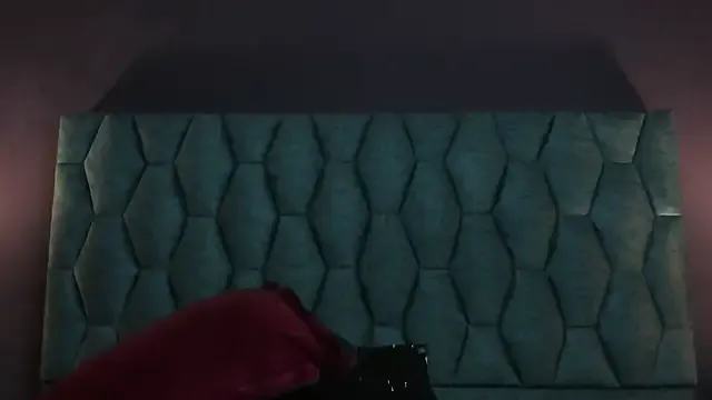 sophie_blaake — SUCK FINGERS x3 MINUTES