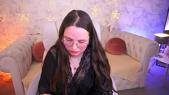 SophieDreamss — my first orgasm