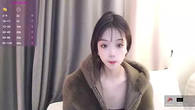 Join Stella_lolio, she wants to masturbate for you stella_lolio from StripChat