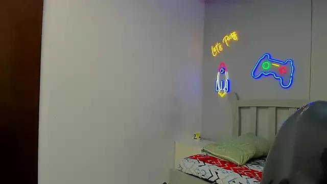 Admire StiwenTwink, he wants to masturbate for you StiwenTwink from StripChat