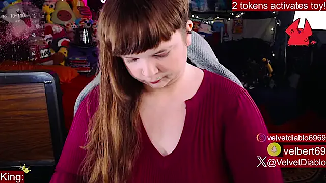 VelvetDiablo — Heart buttplug with ass worship 5 min!