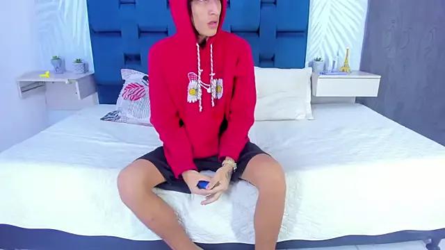 Youngs_Wild from StripChat