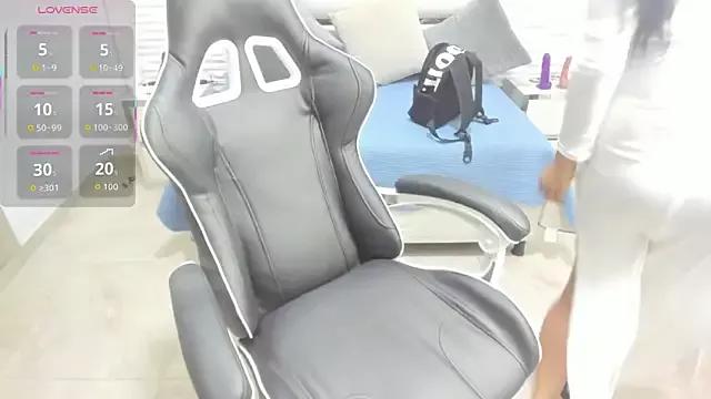 Zulema_hamdi from StripChat