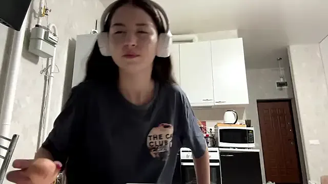 ZyntraLoom — little warm-up :D